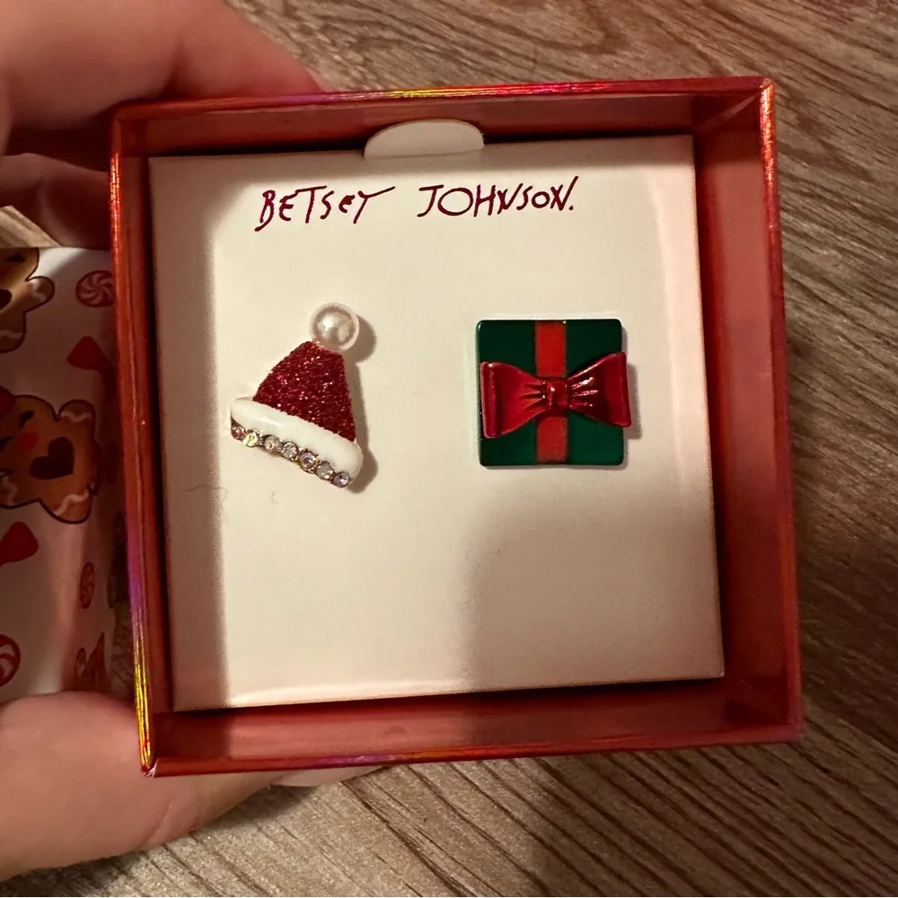 Betsey Johnson Santa Hat Mismatched Stud Earrings